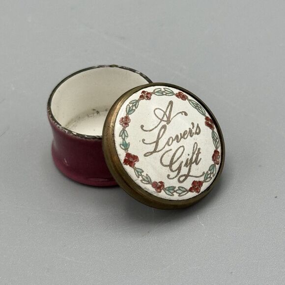 Vtg Staffordshire Enamel Round Miniature Trinket Ring Snuff Box A Lover’s Gift - Picture 1 of 12